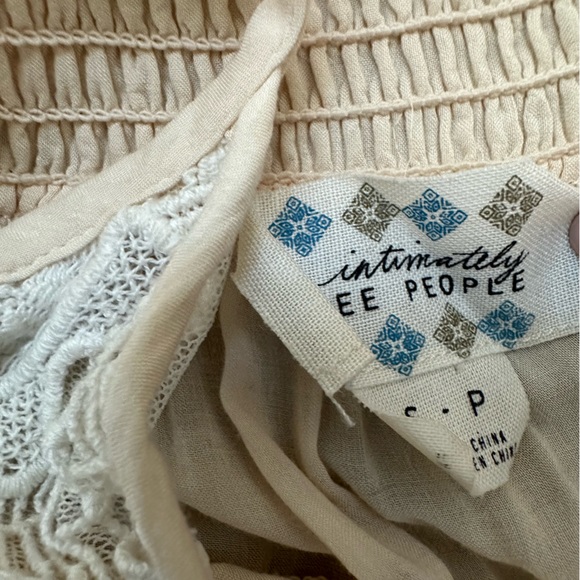 Free People peachy pink lace dress/top size small - Picture 3 of 4